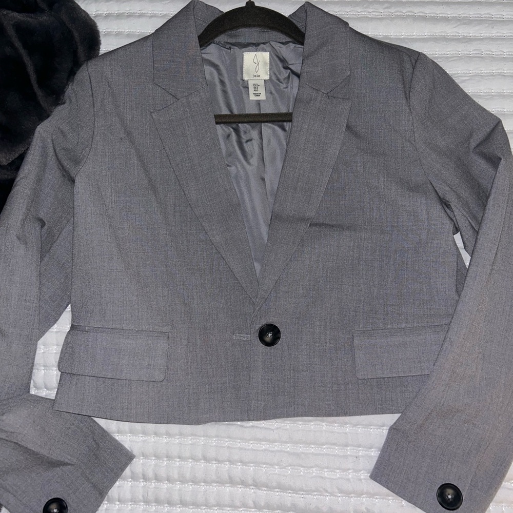 Cropped Gray Women's Blazer